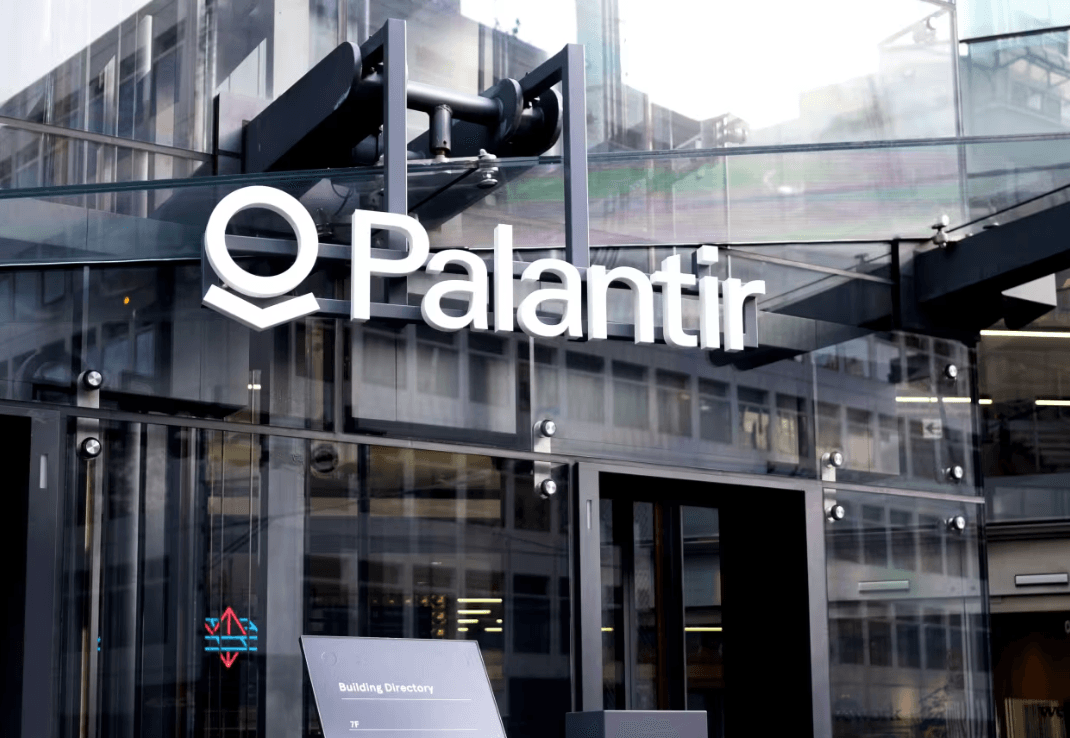 Ações da PLTR caíram 35% desde sua máxima histórica: é hora de comprar?