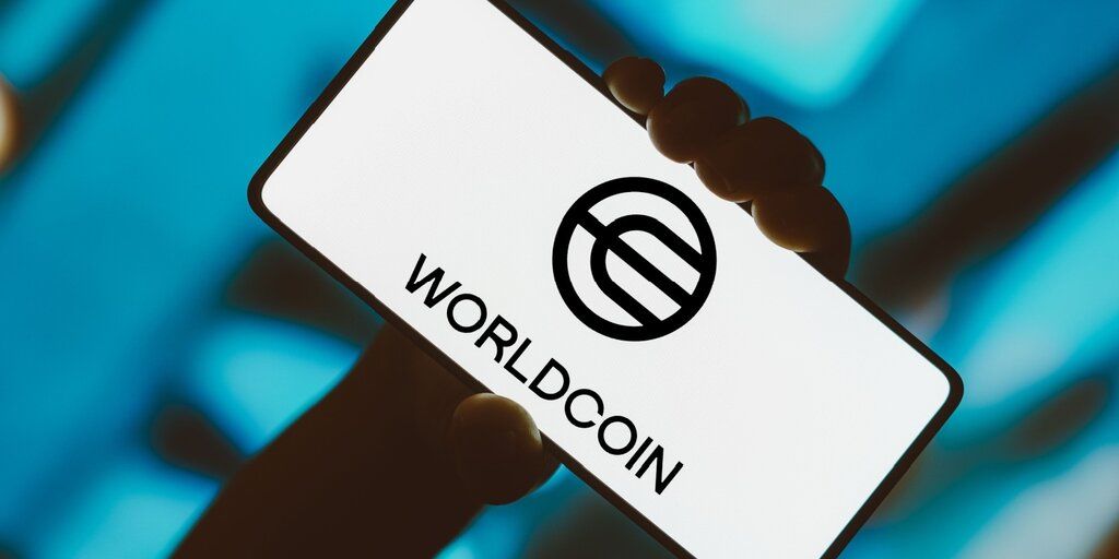 O que é a cripto WLD e por que o preço da Worldcoin está caindo hoje?